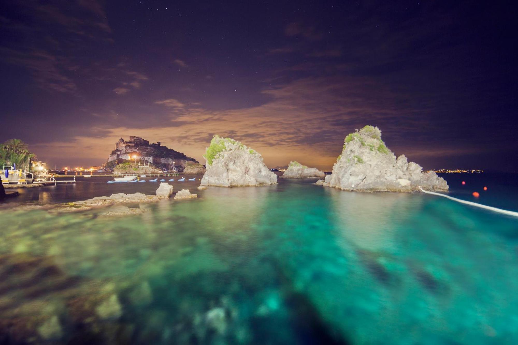 โรงแรมสแตรนด์เดลฟินิเทอเม อีสเกีย ภายนอก รูปภาพ